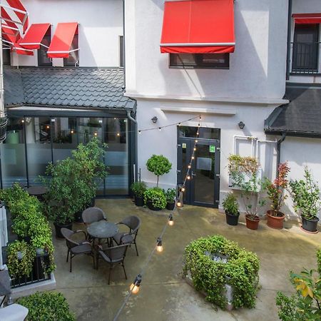 Hotel Forty One Bucharest Exterior photo